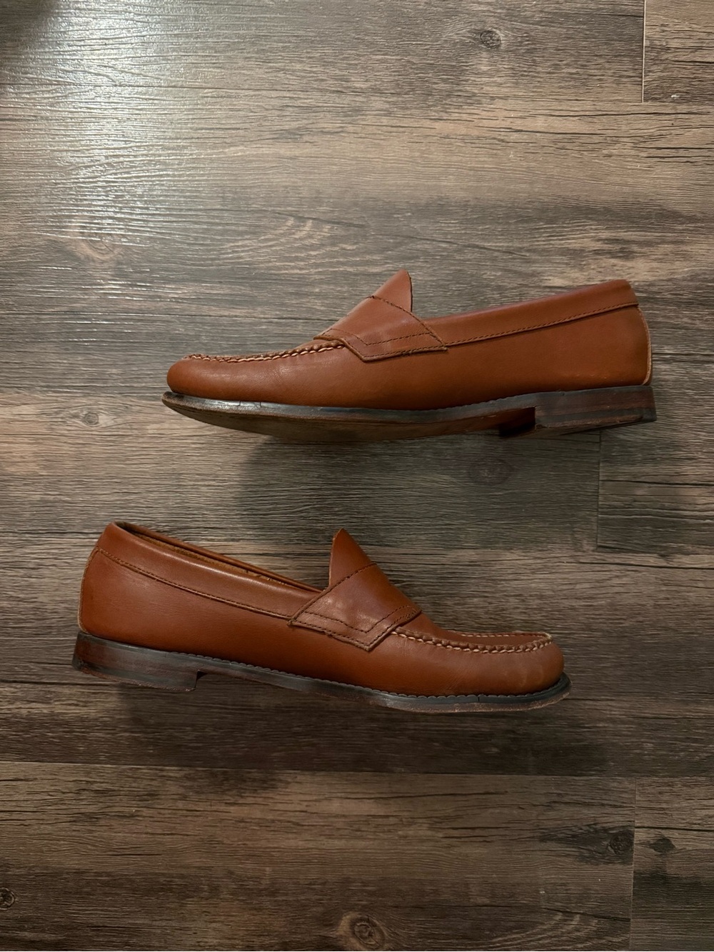G.H.Bass Weejuns tan loafers - Picture 2 of 7